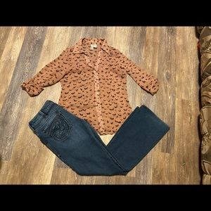 Button up butterfly size medium blouse